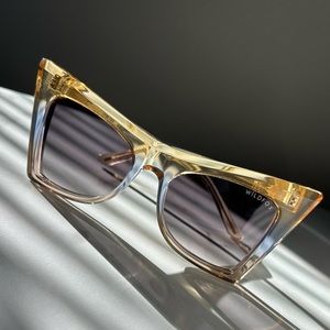 🚨BRAND NEW UNWORN WILDFOX IVY SUNGLASSES CIRCA 2014🚨